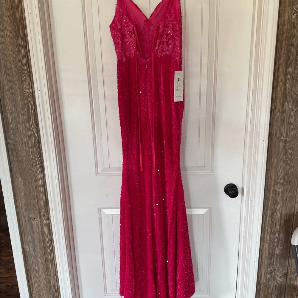 Amazon‎ Fuchsia Prom Dress - Picture 2 of 3